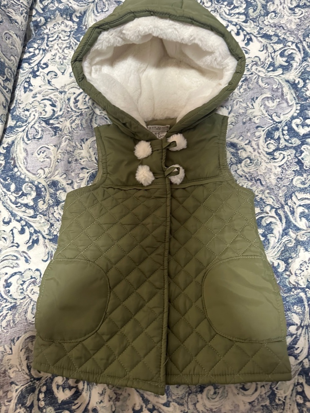 Max Studio Kids Olive Green Quilted Hooded Vest with White Faux Fur Trim